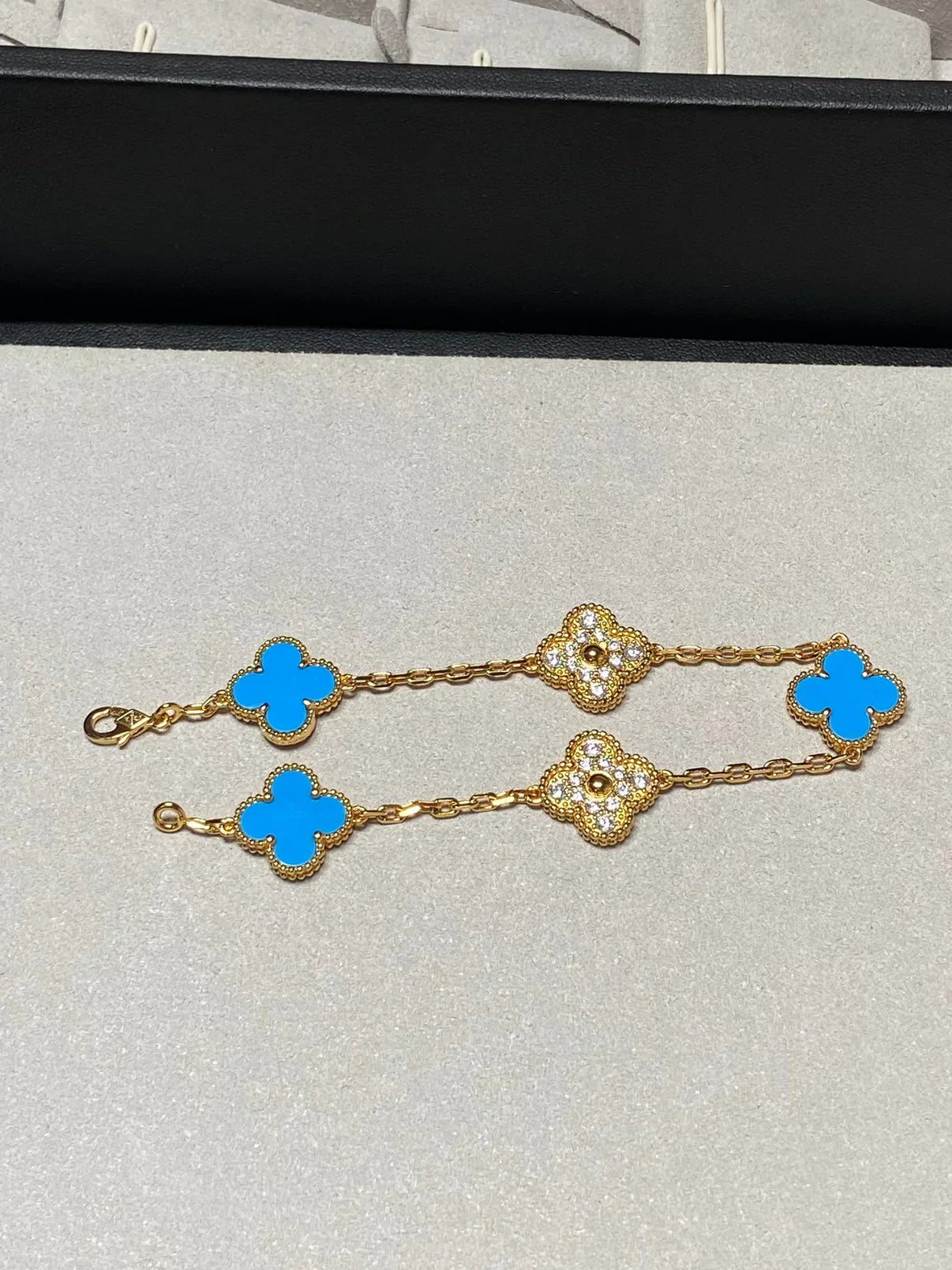 [Panda Jewelry] CLOVER 5 MOTIF BLUE AGATE BRACELET COLLECTION