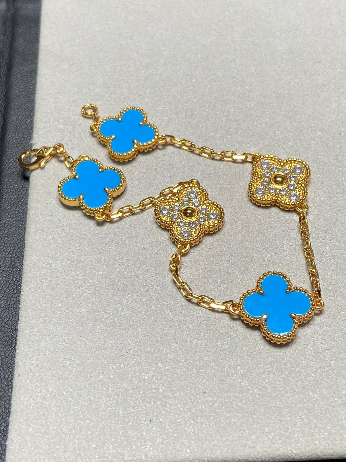 [Panda Jewelry] CLOVER 5 MOTIF BLUE AGATE BRACELET COLLECTION