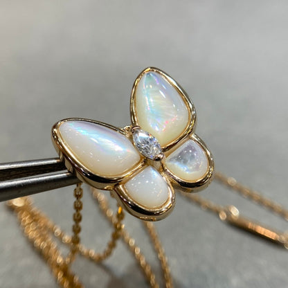 [Panda Jewelry]BUTTERFLY MOP DIAMOND NECKLACE
