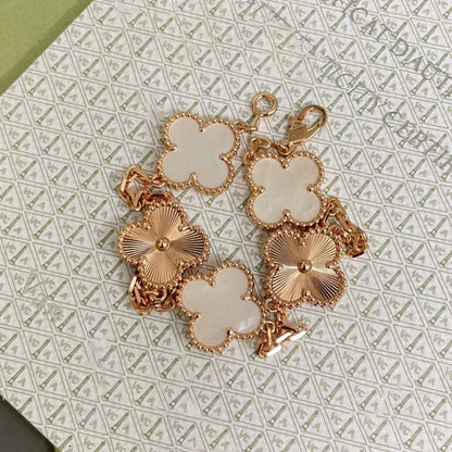 [Panda Jewelry]CLOVER WHITE PEARL MOP 5 MOTIF BRACELET COLLECTION