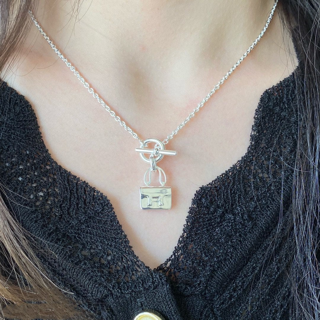[Panda Jewelry]CONSTANCE PEDANT SILVER NECKLACE