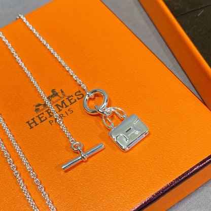 [Panda Jewelry]CONSTANCE PEDANT SILVER NECKLACE