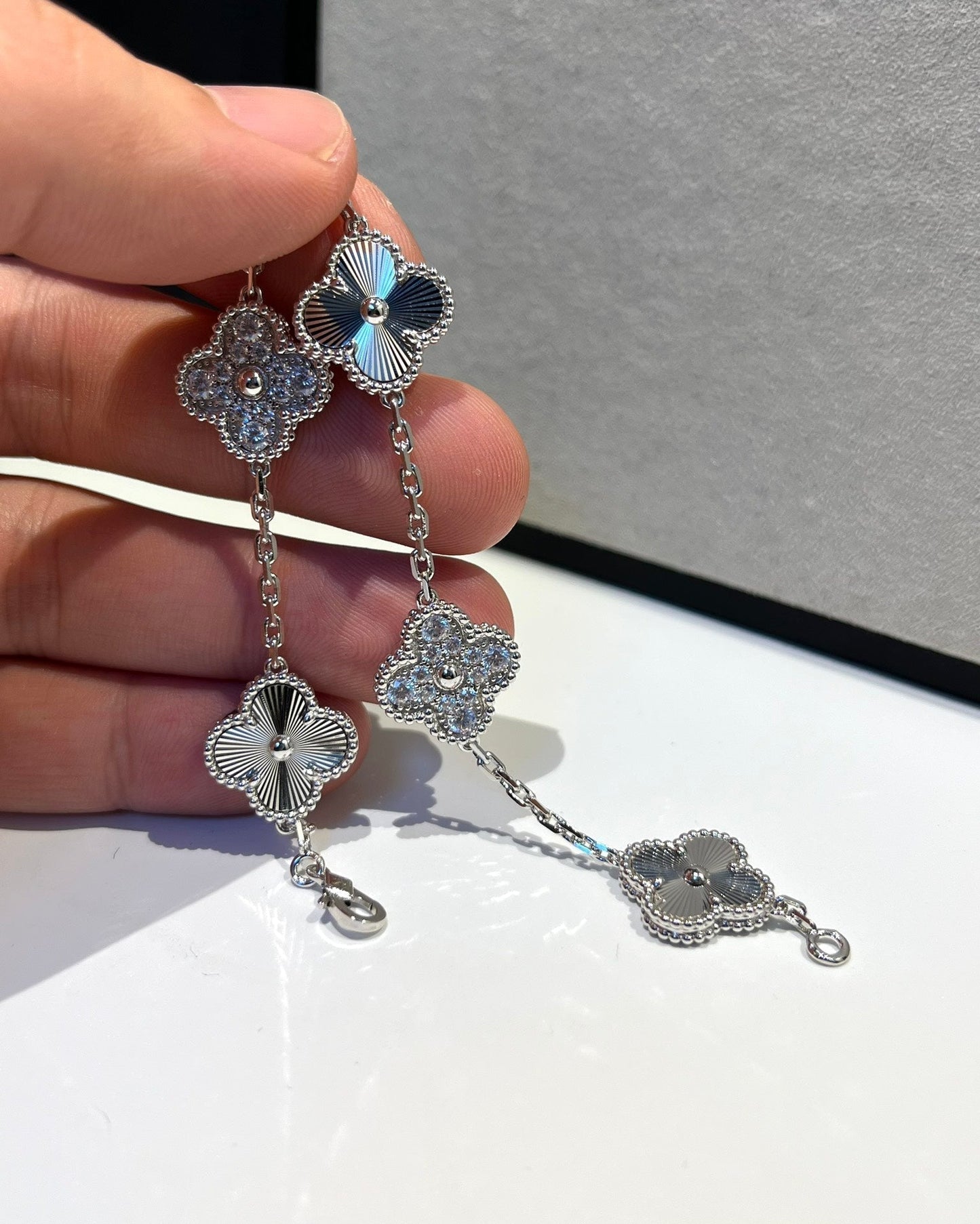 [Panda Jewelry] CLOVER 5 MOTIF LASER BRACELET COLLECTION