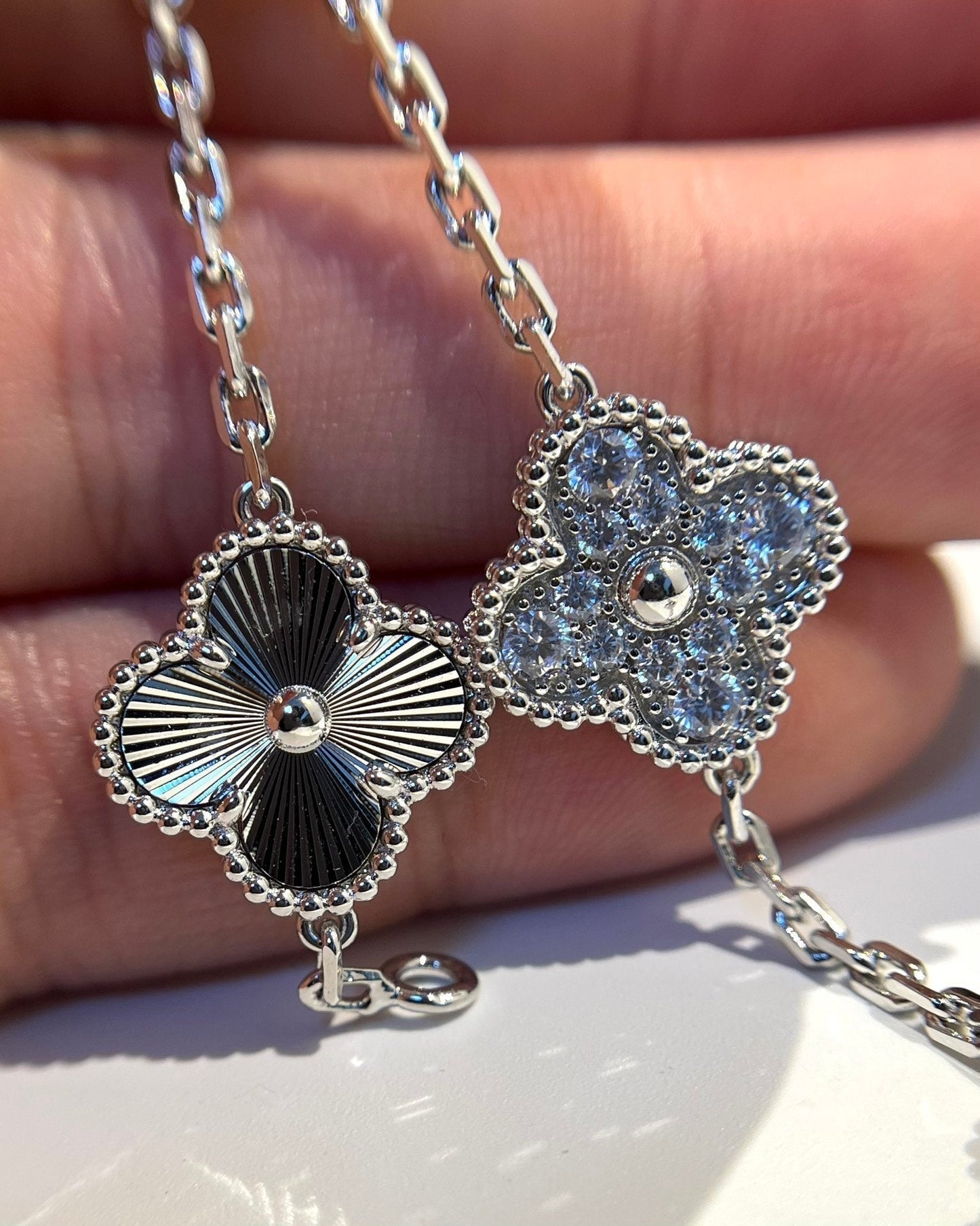 [Panda Jewelry] CLOVER 5 MOTIF LASER BRACELET COLLECTION