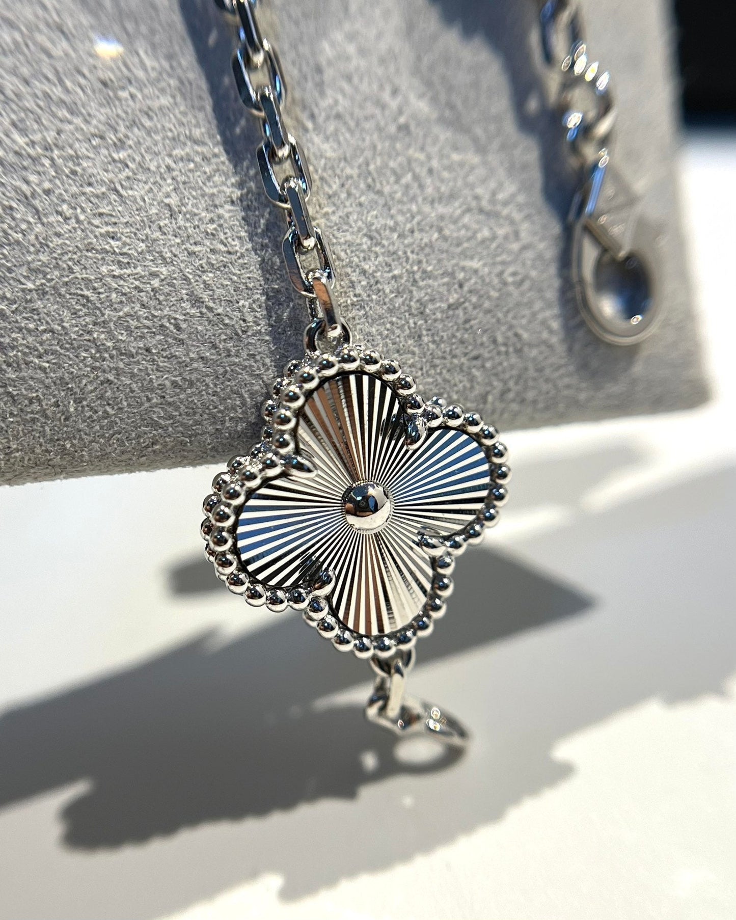 [Panda Jewelry] CLOVER 5 MOTIF LASER BRACELET COLLECTION