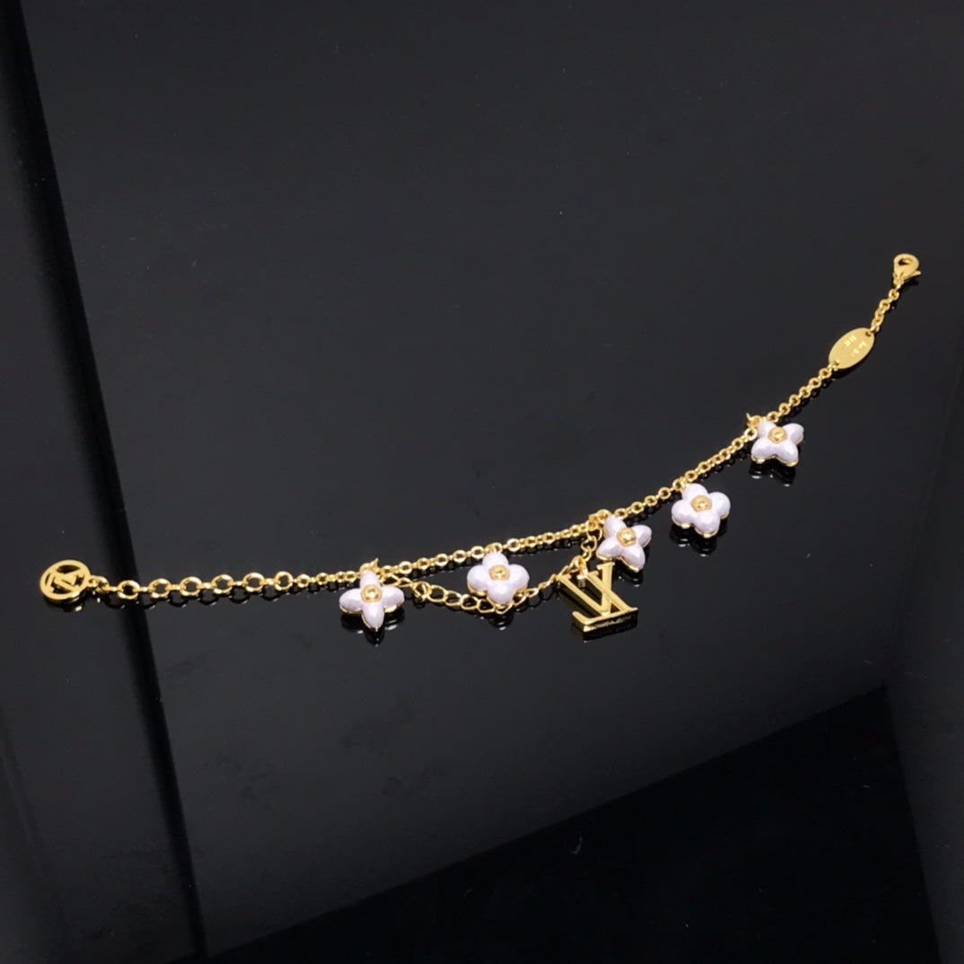 [Panda Jewelry]LOGO 6 MOTIF STAR AND SUN GOLD BRACELET