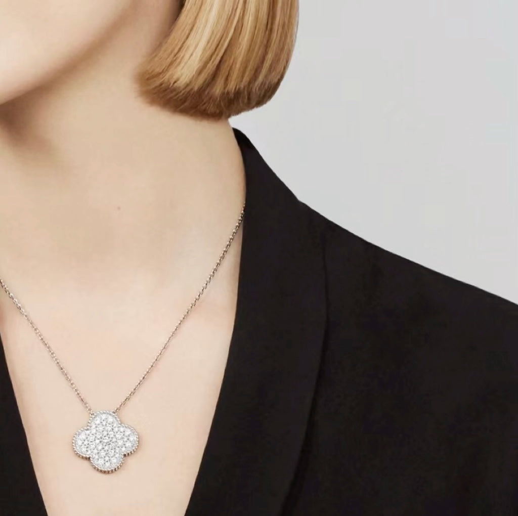 [Panda Jewelry]CLOVER 25MM LARGE PENDANT DIAMOND PAVED SILVER NECKLACE