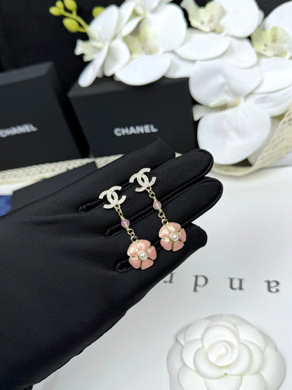 [Panda Jewelry]26C Pink Camellia Enamel Pendant with Double C Earrings