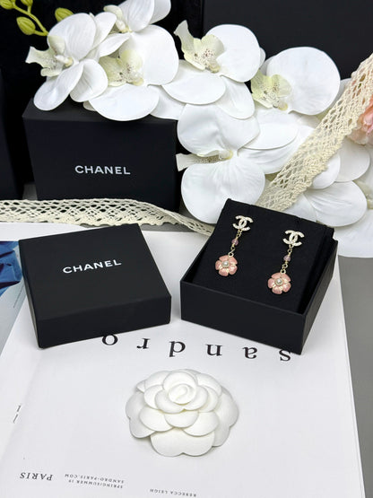 [Panda Jewelry]26C Pink Camellia Enamel Pendant with Double C Earrings