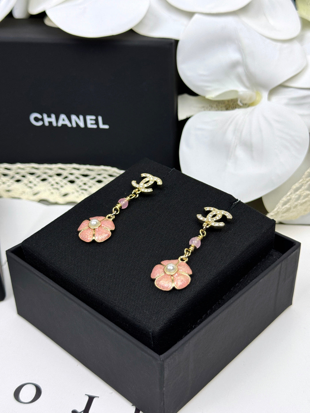 [Panda Jewelry]26C Pink Camellia Enamel Pendant with Double C Earrings