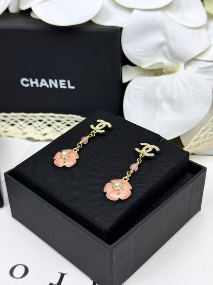 [Panda Jewelry]26C Pink Camellia Enamel Pendant with Double C Earrings