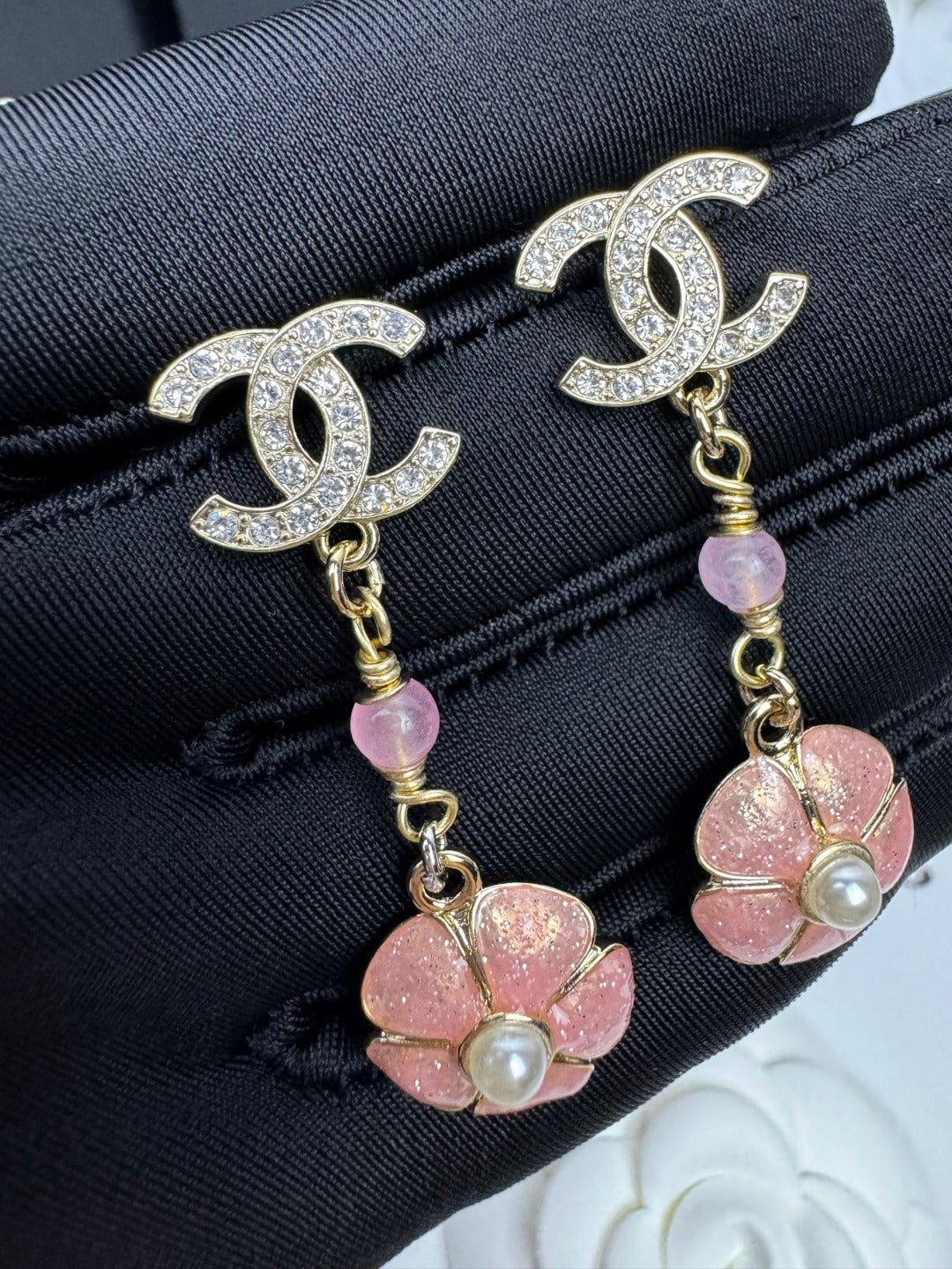 [Panda Jewelry]26C Pink Camellia Enamel Pendant with Double C Earrings