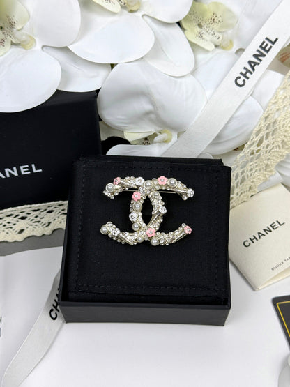 [Panda Jewelry]26C Pink-White Enamel Ice Cream Cone Double C Brooch