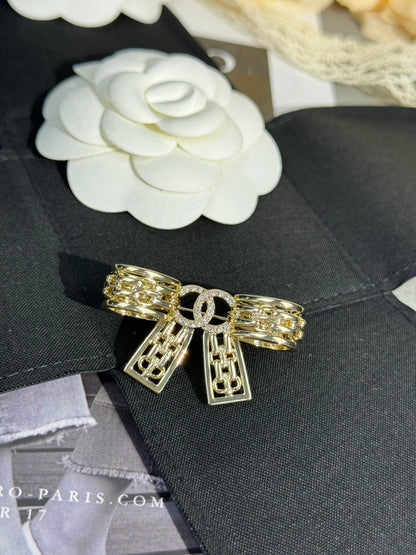 [Panda Jewelry]25K Hollow Bow Brooch