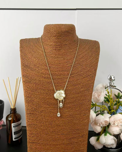 [Panda Jewelry]Cloud Pearl Mother-of-Pearl Diamond Chain Pendant Necklace