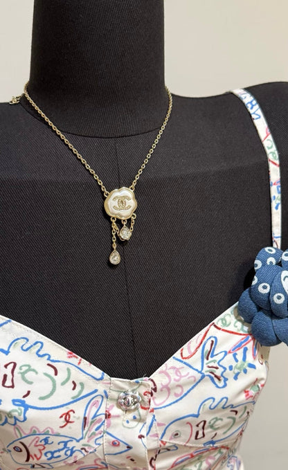 [Panda Jewelry]Cloud Pearl Mother-of-Pearl Diamond Chain Pendant Necklace