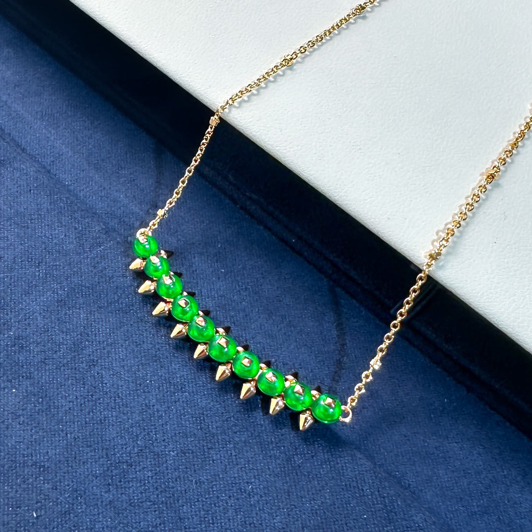 [Panda Jewelry]New Arrival: Green Bead Rivet Necklace
