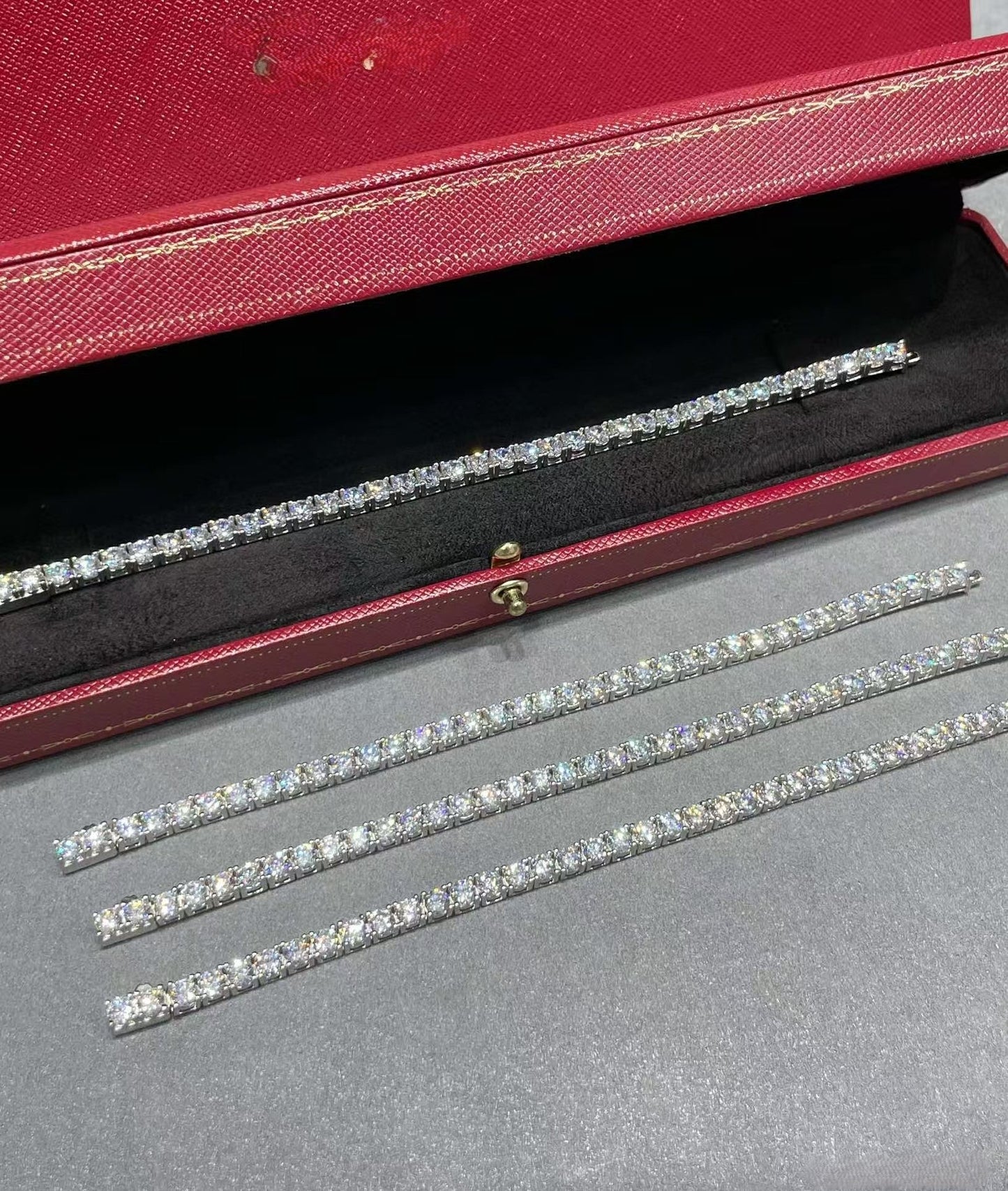 [Panda Jewelry jewelrys]TENNIS BRACELET WITH FULL DIAMOND SETTING