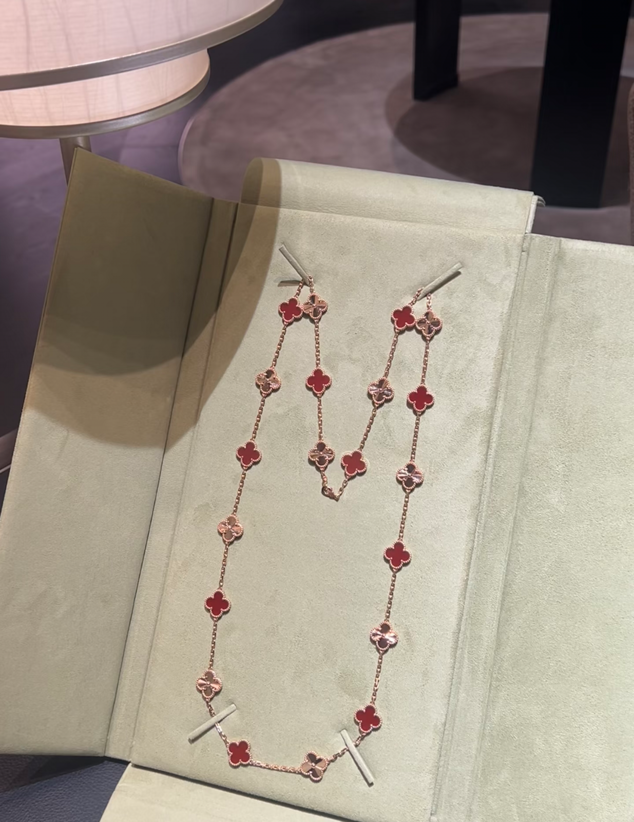 [Panda Jewelry]CLOVER 20 MOTIFS LASER CARNELIAN NECKLACE