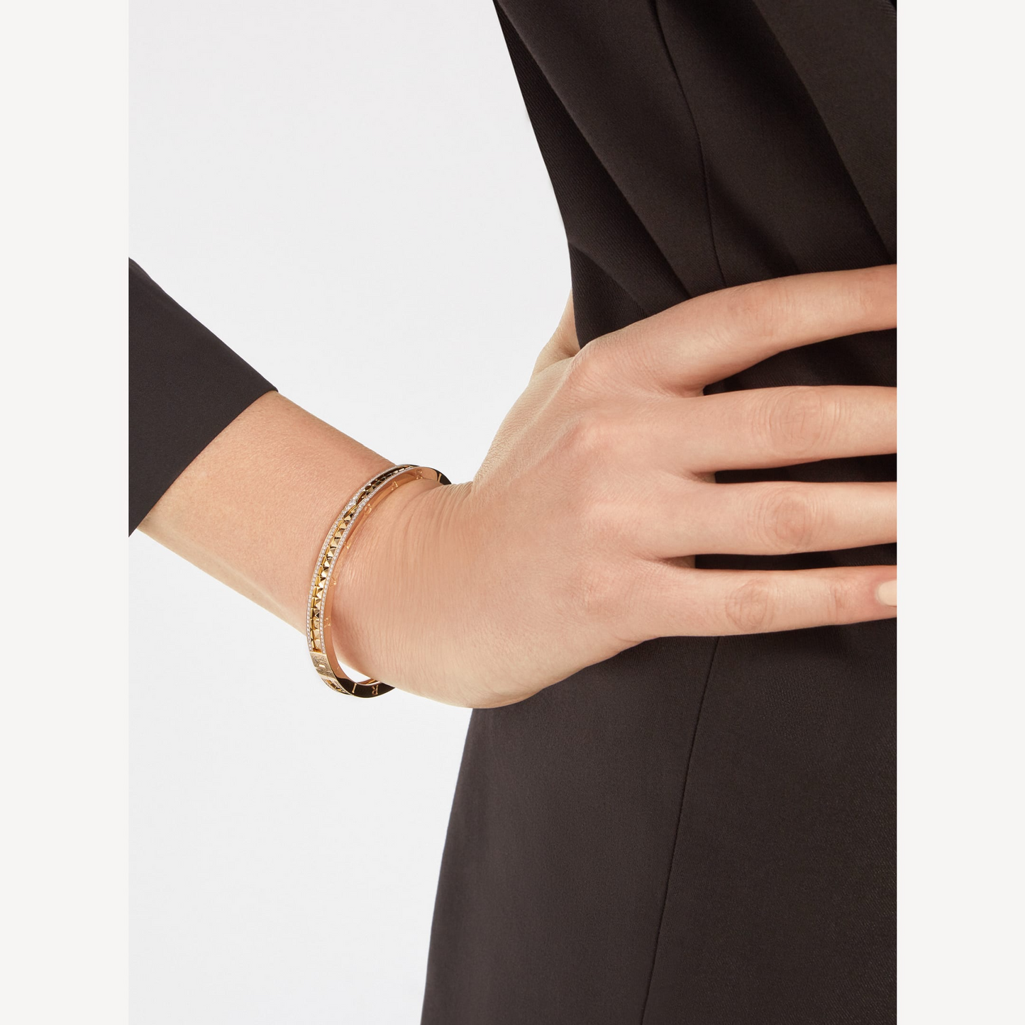 [Panda Jewelry]ZERO 1 SPIRAL AND PAVED DIAMOND GOLD BRACELET
