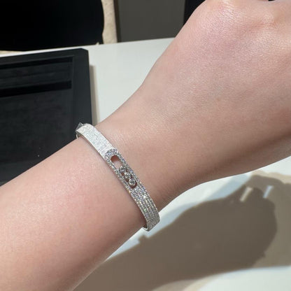 [Panda Jewelry]Move Noa Cisel茅 half pav茅 bangle