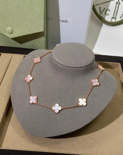 [Panda Jewelry Jewellery] Pink Necklace with Ten Clover Designs