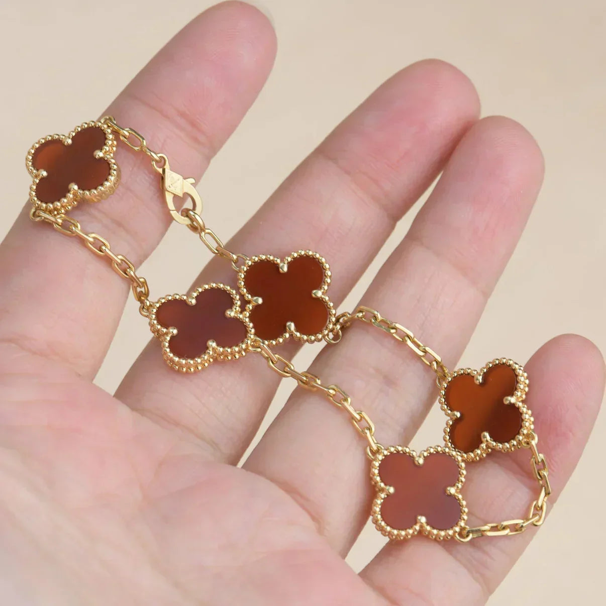 [Panda Jewelry] CLOVER 5 MOTIF RED CORNELIAN BRACELET COLLECTION