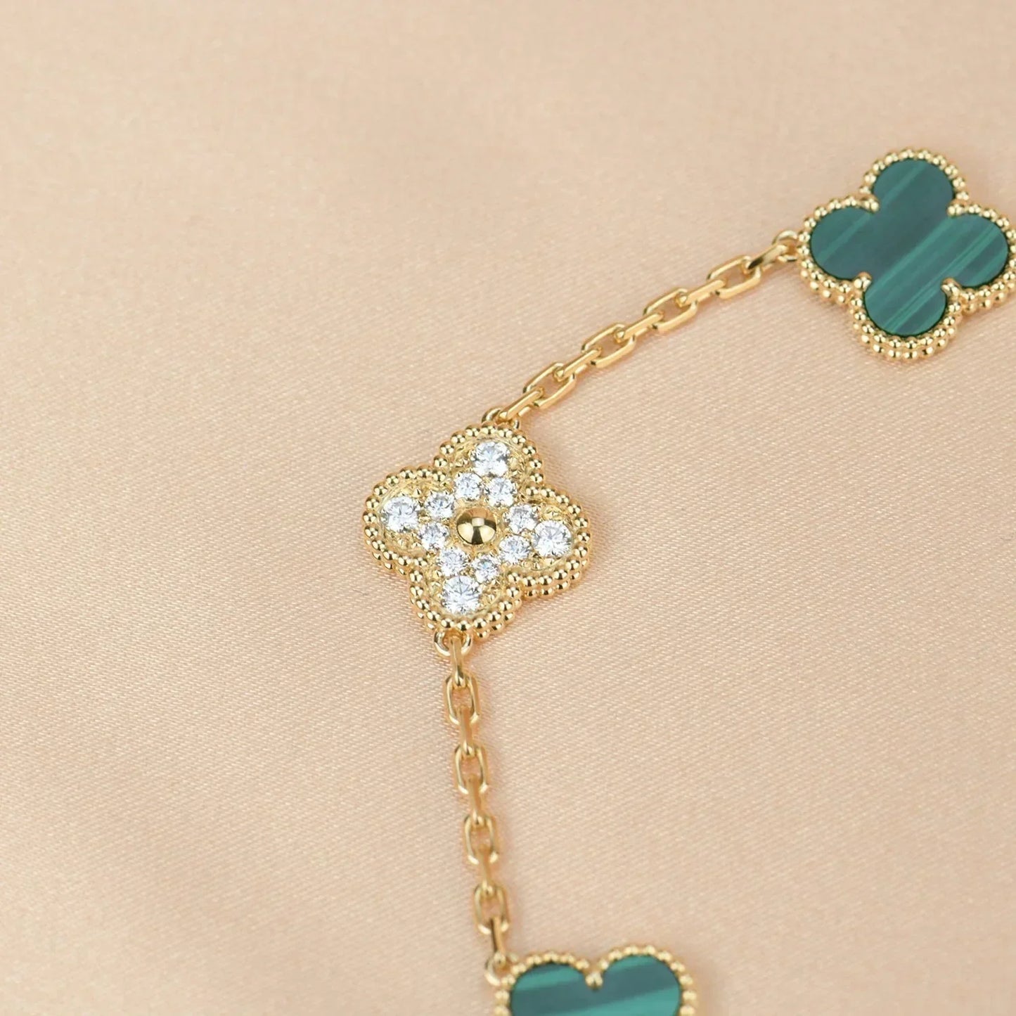 [Panda Jewelry] CLOVER 5 MOTIF MALACHITE BRACELET COLLECTION