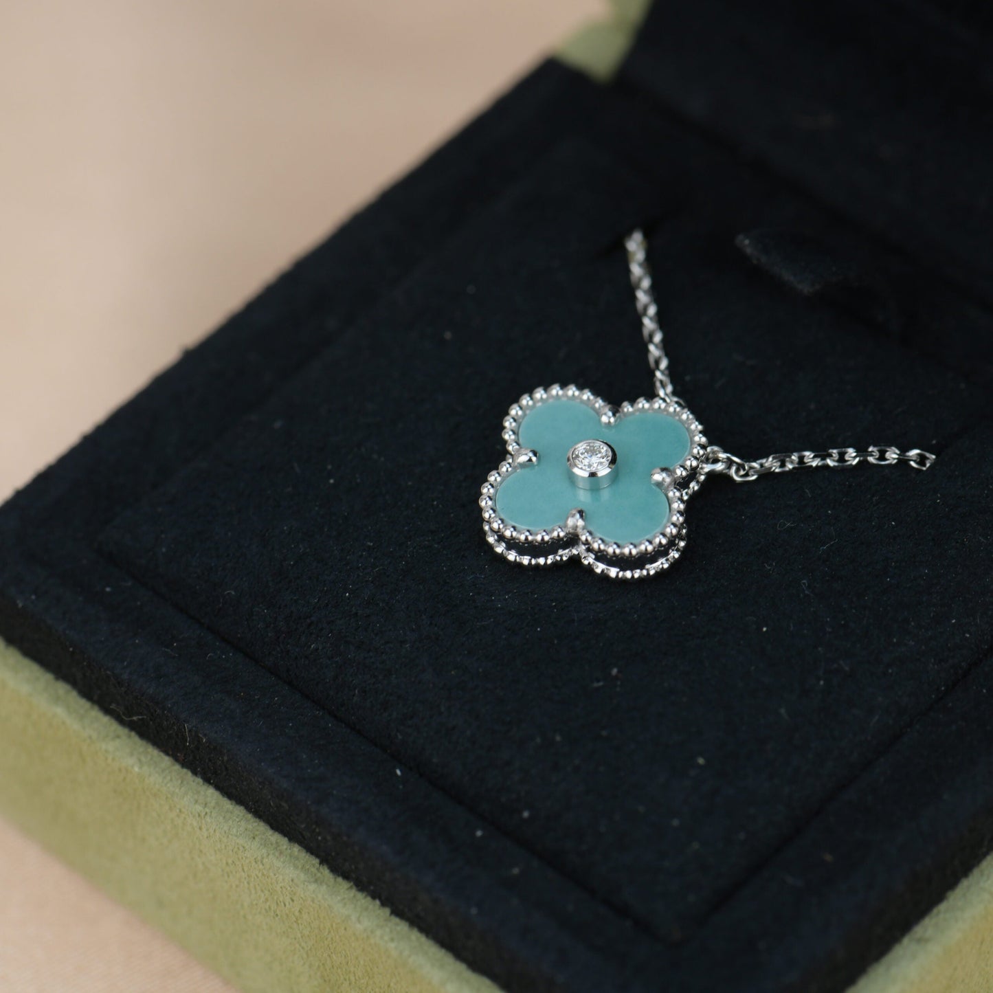 [Panda Jewelry]CLOVER 15MM DIAMOND SVRES PORCELAIN  NECKLACE SILVER