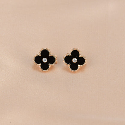 [Panda Jewelry]CLOVER MEDIUM 1 MOTIFS ONYX DIAMOND EARRINGS
