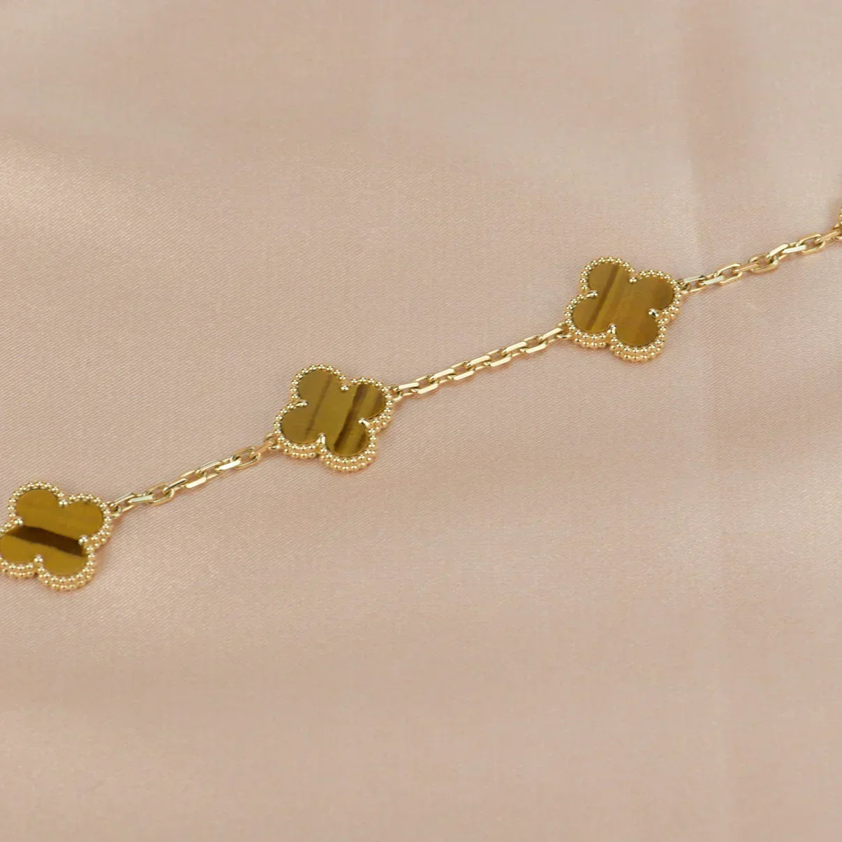 [Panda Jewelry] CLOVER 5 MOTIFS TIGER EYE BRACELET COLLECTION