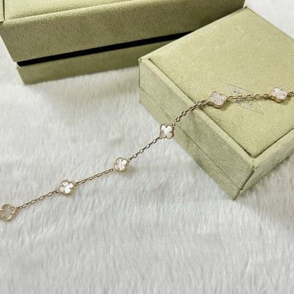 [Panda Jewelry]CLOVER 6 MOTIF WHITE MOP BRACELET