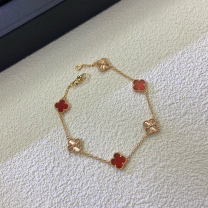 [Panda Jewelry]CLOVER 6 MOTIF RED AGATE LASER BRACELET