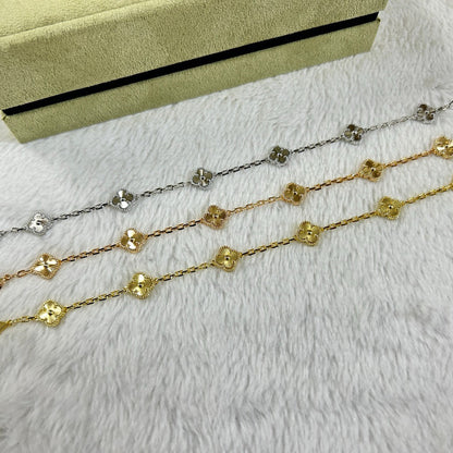 [Panda Jewelry]CLOVER 6 MOTIF DIAMOND BRACELET