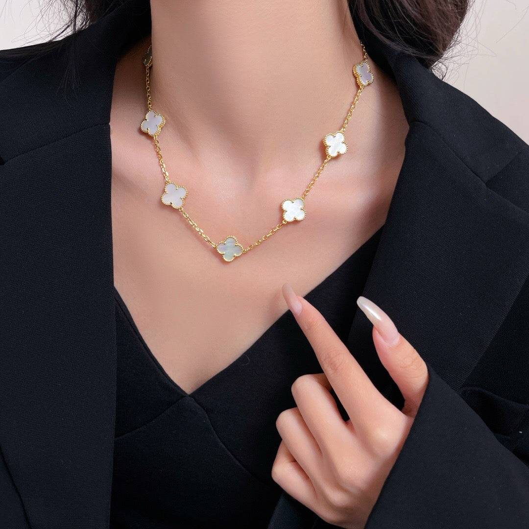 [Panda Jewelry]CLOVER 10 MOTIFS WHITE MOTHER OF PEARL NECKLACE