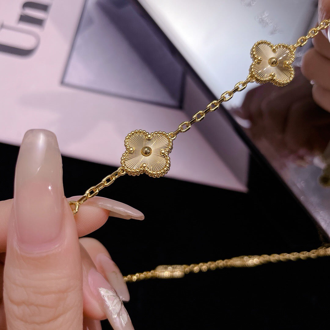 [Panda Jewelry]CLOVER 10 MOTIFS LASER NECKLACE