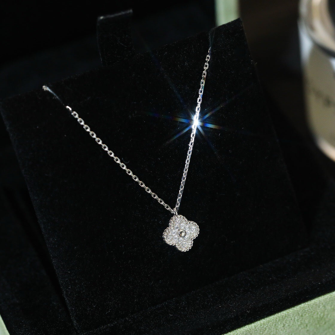 [Panda Jewelry]CLOVER MINI 9.5MM PENDANT DIAMOND NECKLACE