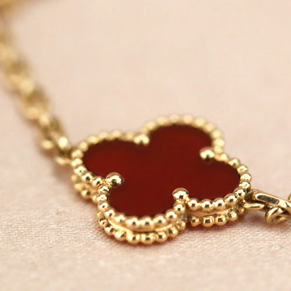 [Panda Jewelry] CLOVER 5 MOTIF RED CORNELIAN BRACELET COLLECTION