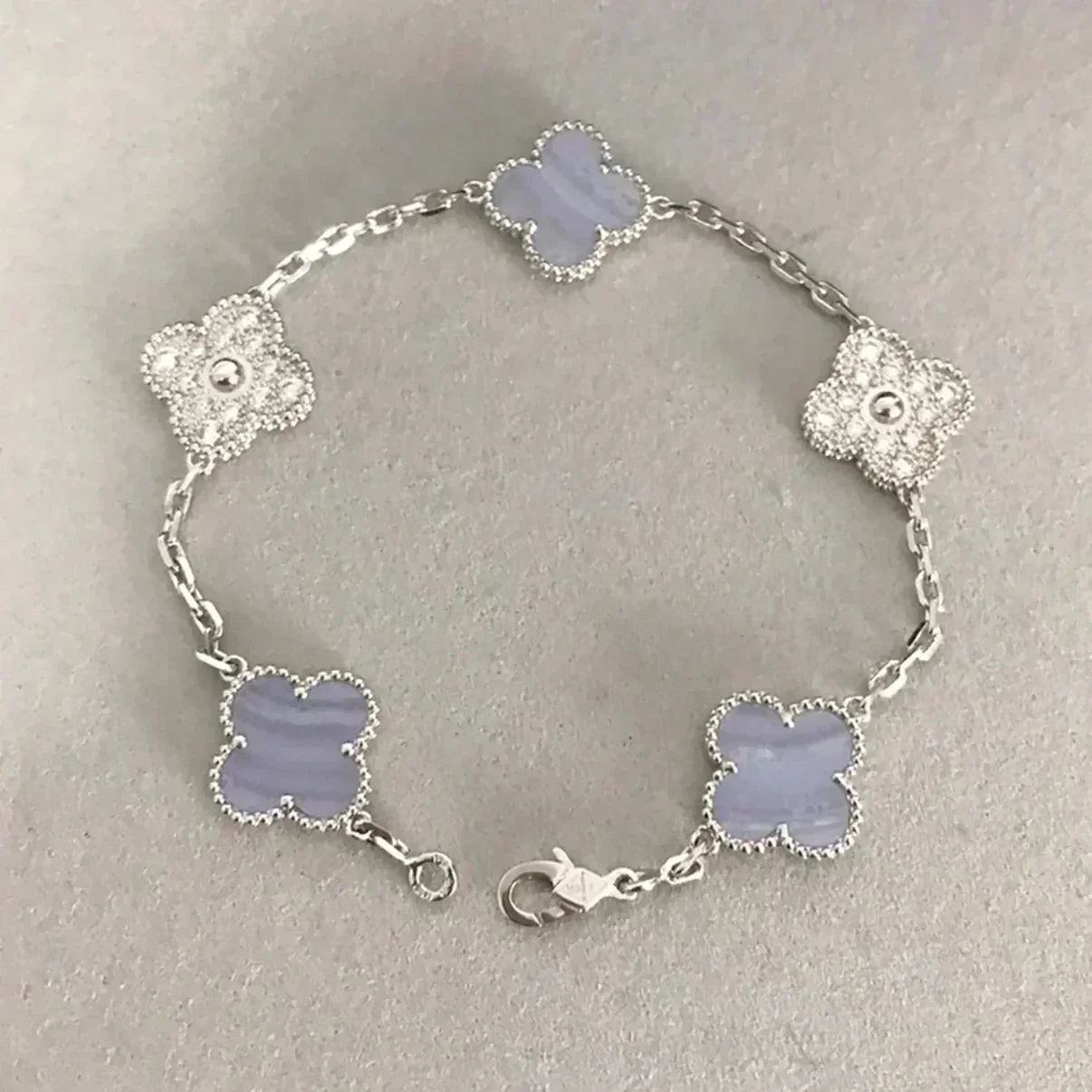 [Panda Jewelry] CLOVER 5 MOTIF PURPLE CHALCEDONY BRACELET COLLECTION
