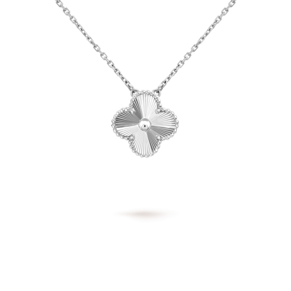 [Panda Jewelry]CLOVER 15MM LASER NECKLACE SILVER