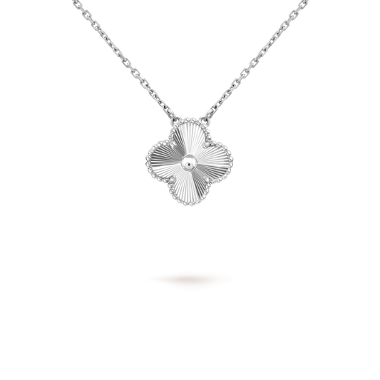 [Panda Jewelry]CLOVER 15MM LASER NECKLACE SILVER