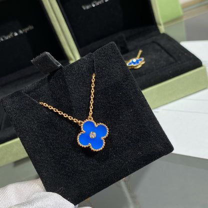 [Panda Jewelry]CLOVER 15MM DIAMOND AND BLUE AGATE NECKLACE