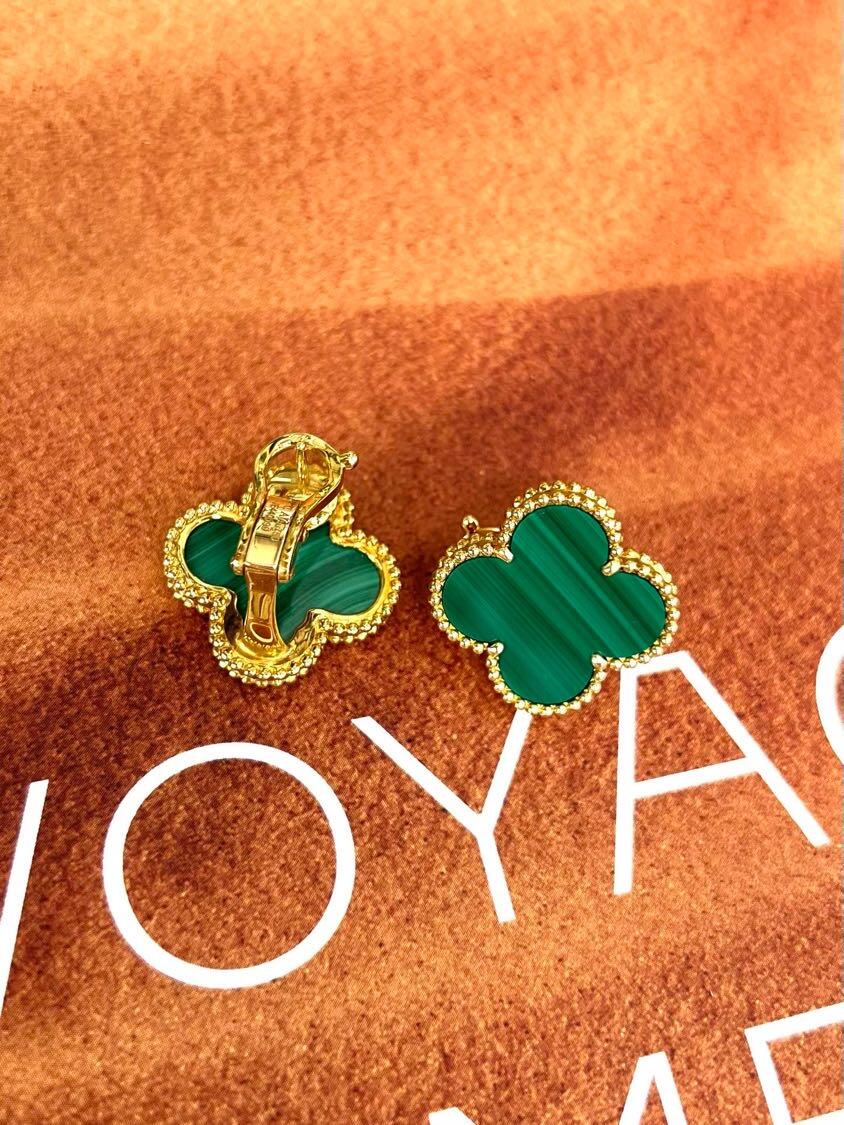 [Panda Jewelry] CLOVER LARGE (20mm) 1 MOTIFS GREENER MOP STUD EARRINGS