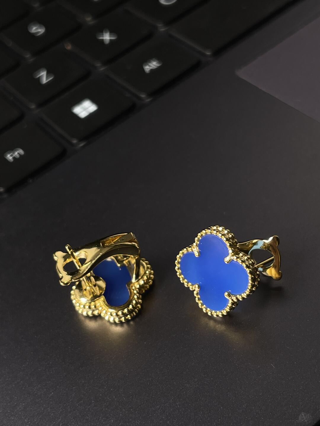 [Panda Jewelry] CLOVER LARGE (20mm) 1 MOTIFS BLUE MOP STUD EARRINGS