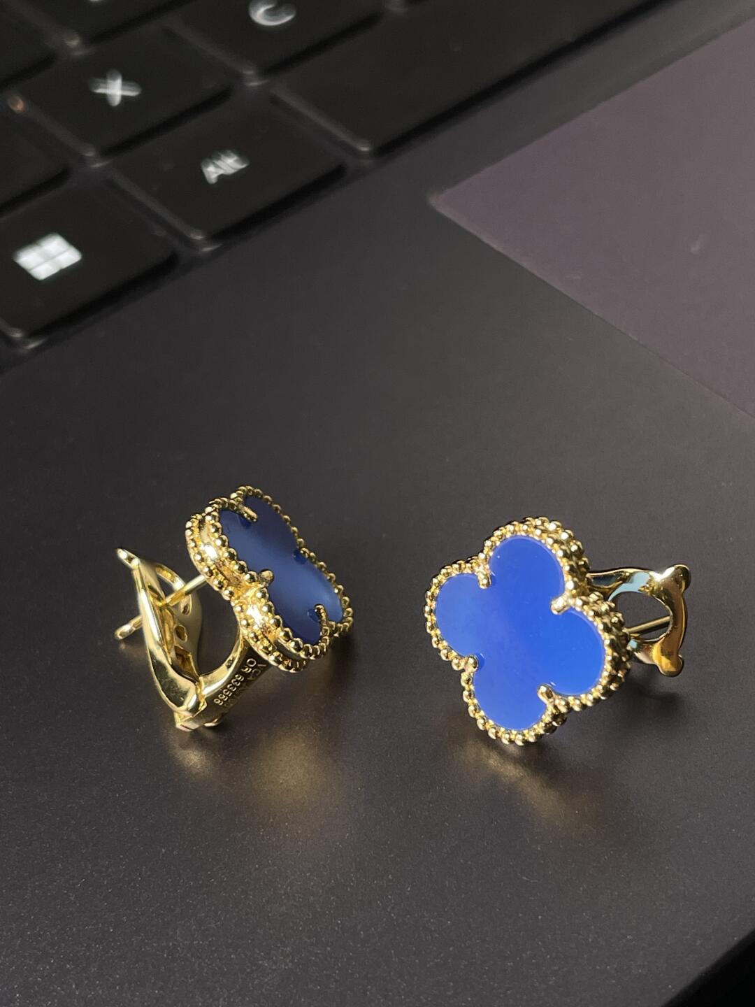 [Panda Jewelry] CLOVER LARGE (20mm) 1 MOTIFS BLUE MOP STUD EARRINGS