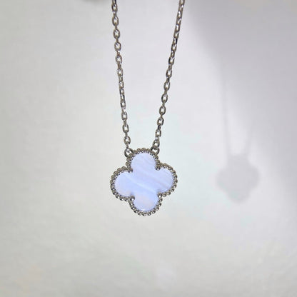 [Panda Jewelry]CLOVER 15MM BLUE CHALCEDONY NECKLACE SILVER