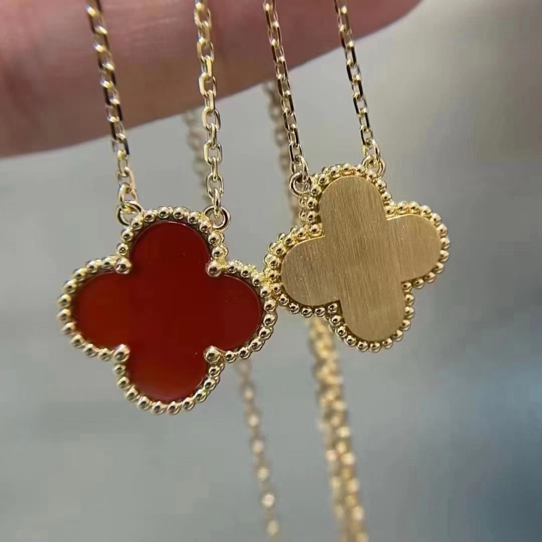[Panda Jewelry]CLOVER 15MM CARNELIAN SINGLE FLOWER NECKLACE