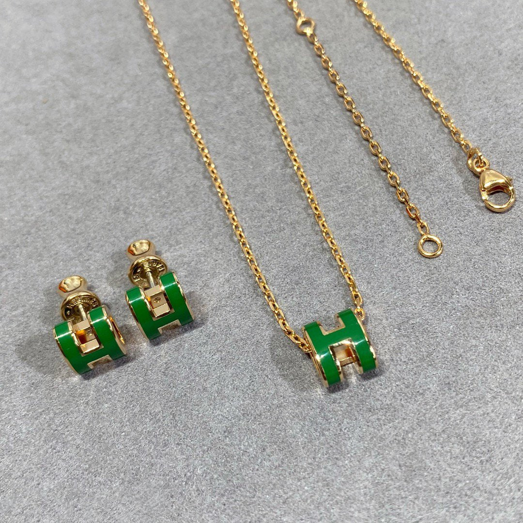 [Panda Jewelry]POP H GREEN NECKLACE SILVER AND GOLD