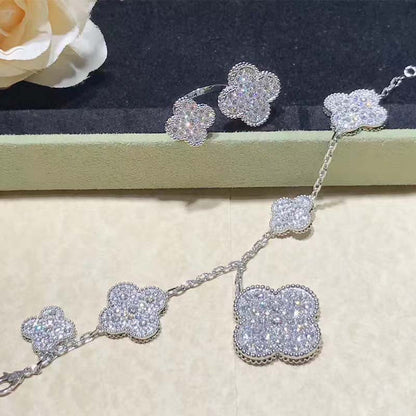 [Panda Jewelry]CLOVER 6 MOTIFS SILVER DIAMOND BRACELET