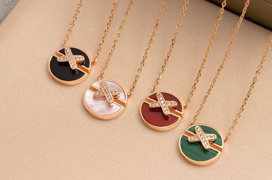 [Panda Jewelry]JEUX DE PINK GOLD DIAMOND NECKLACE